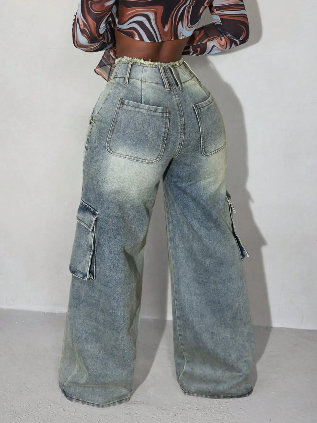 Wide Leg Cargo Jeans